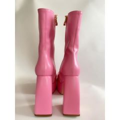 Barbie Bot