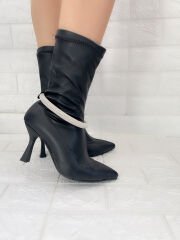 Capetown Siyah Deri Kristal Taşlı Streç Bootie