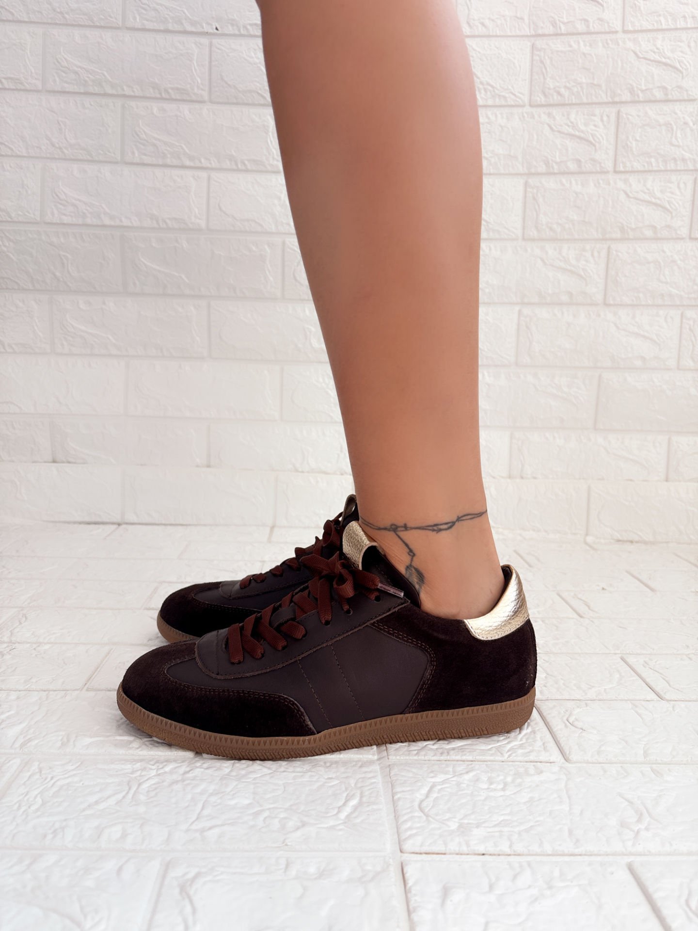 Choco Hakiki Deri Çikolata Kahvesi Gold Detaylı Sneaker